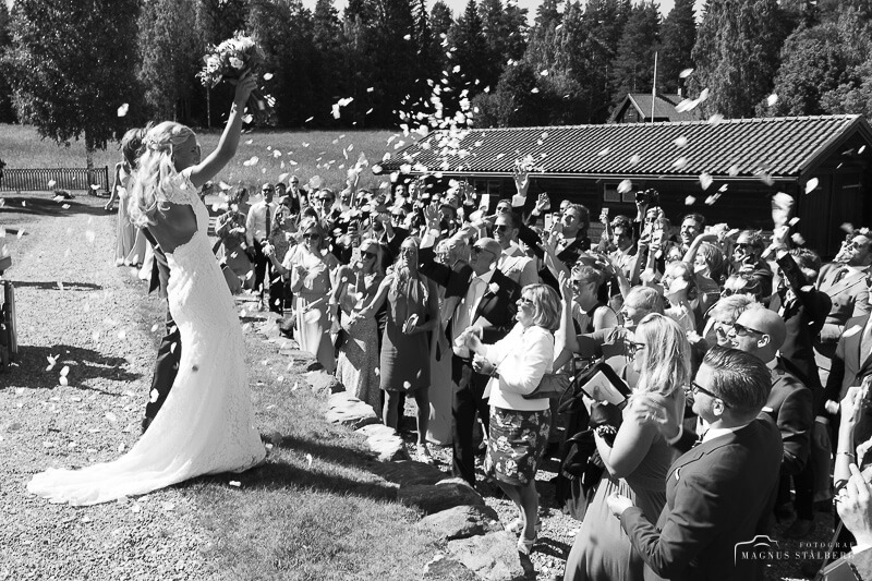 Bröllop i Sundborn. Mottagning efter vigselceremonin. Foto: Magnus Stålberg