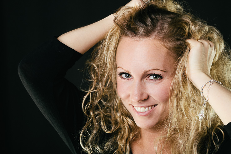 Hanna Bark i studion. Foto: Magnus Stålberg